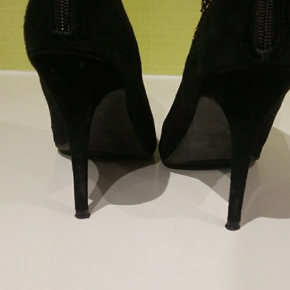 Studded Learher Black ankle booties Sz 8 - Picture 4 of 7